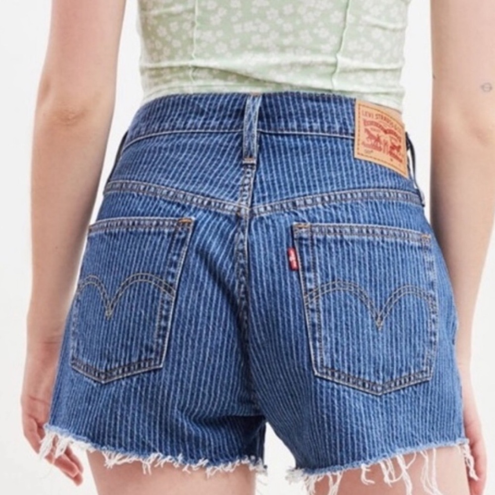 Levi’s 501 High Rise Cutoff Pinstripe Denim Short Size 28 NEW